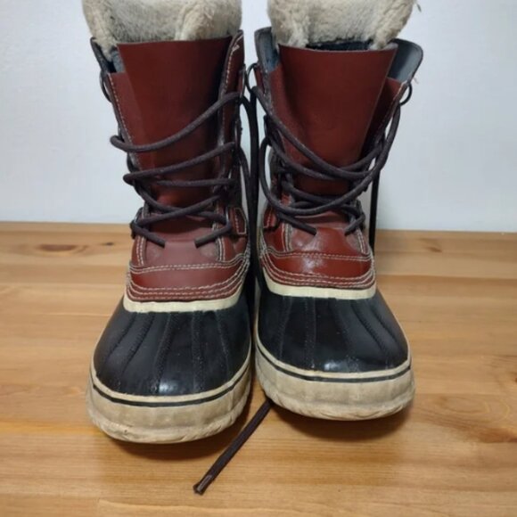 Sorel Red and Black Winter Boots - Picture 5 of 11